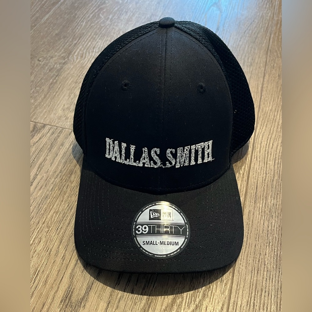 New Era 39THIRTY Dallas Smith Black Mesh Back Hat